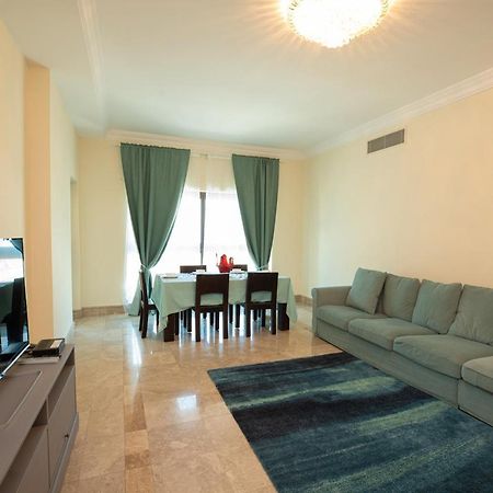 Appartamento Gorgeous 2Br In Fairmont Dubai Esterno foto