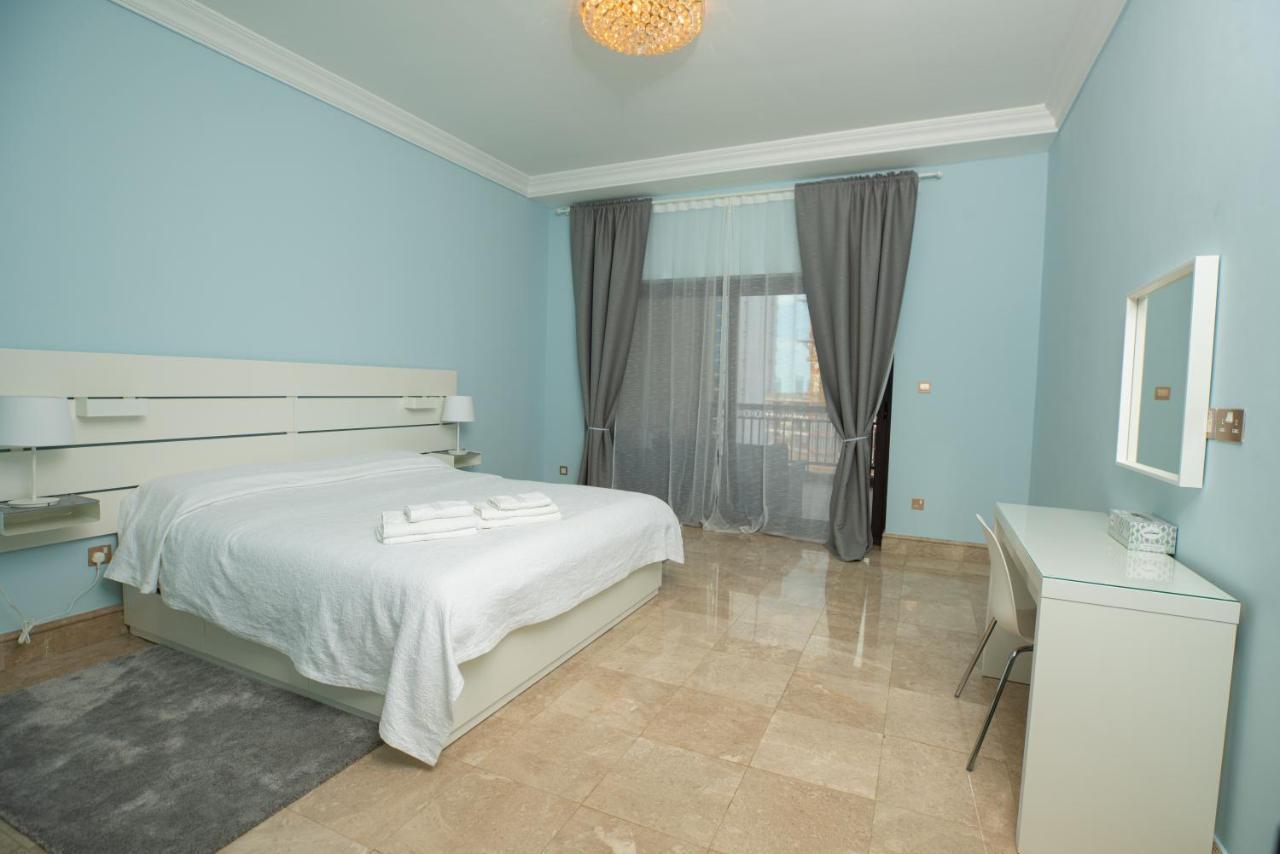 Appartamento Gorgeous 2Br In Fairmont Dubai Esterno foto