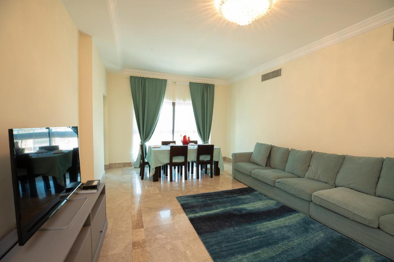 Appartamento Gorgeous 2Br In Fairmont Dubai Esterno foto